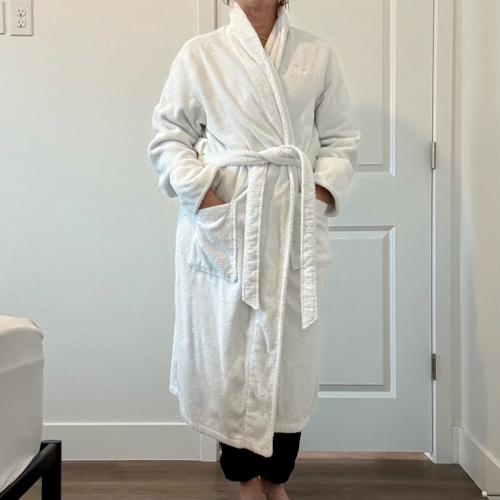 Lands' End Soft White Thick Terrycloth Long Bathrobe with Tie